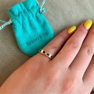 Vintage❤️Tiffany & Co.❤️18K Gold Ruby and Diamond Channel Set Ring